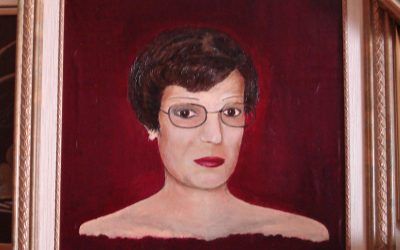 Mujer, esposa y madre. Figura central de la familia.